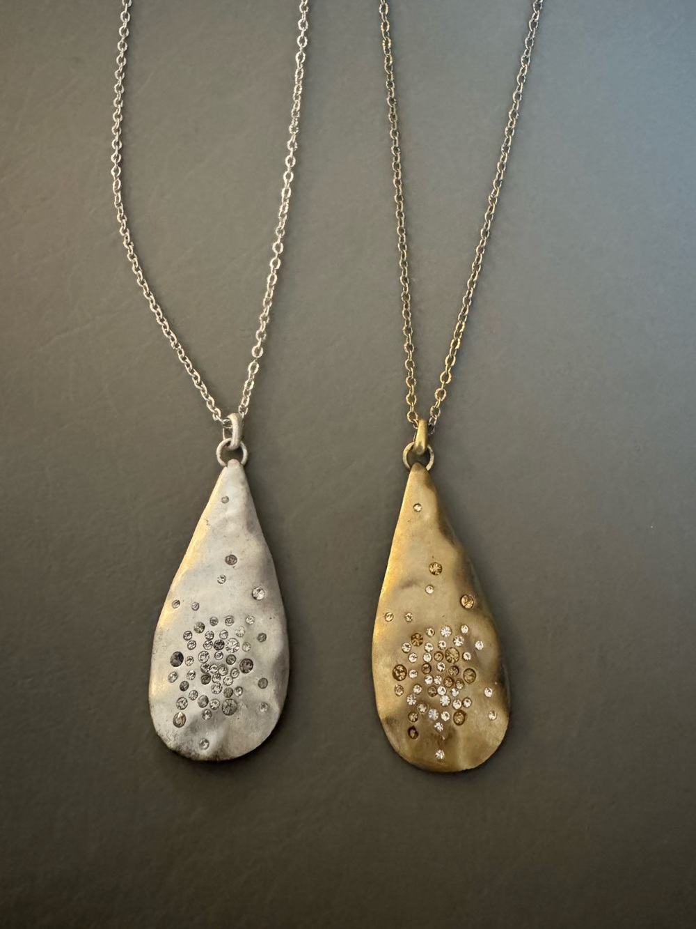 Lot of 2 scatter crystal pendants